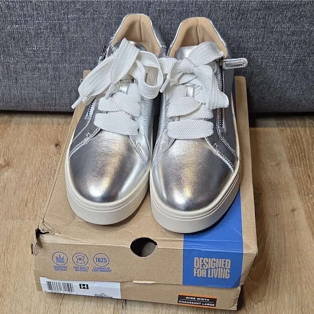 Clarks Mykah Joy Silver/White Leather Comfort Sneaker Women's 11 W EU 42.5